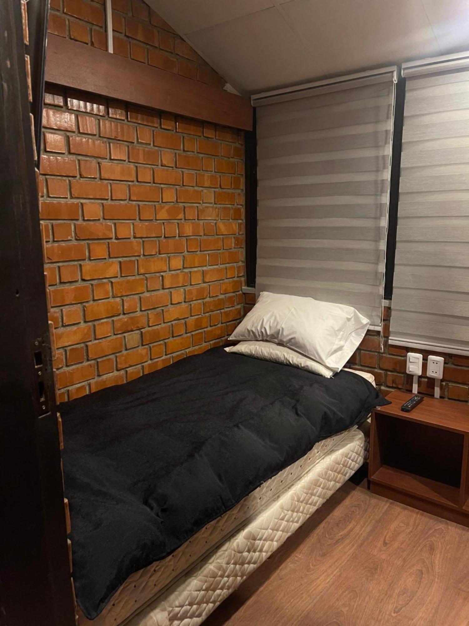 Onkel Inn Wagon Sleepbox Uyuni Exterior photo