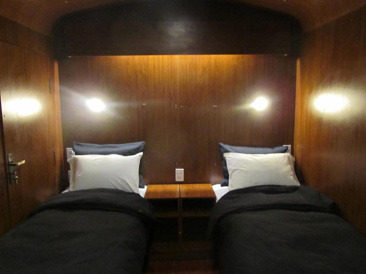 Onkel Inn Wagon Sleepbox Uyuni Exterior photo